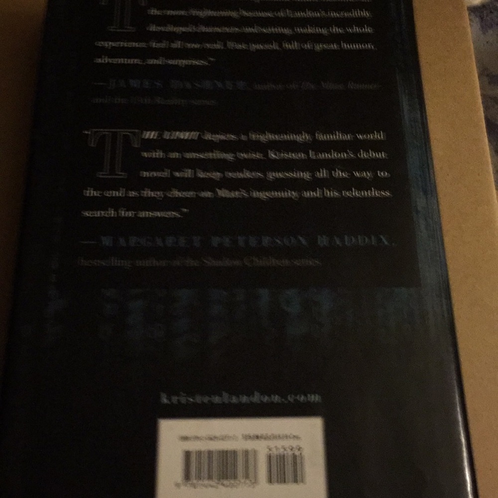 Books - Picture 7 of 8